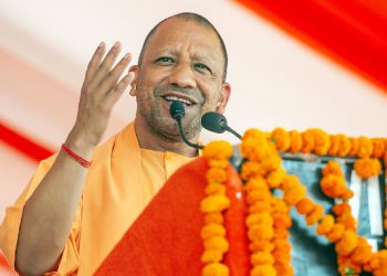 യു പി സർക്കാർ പദ്ധതികൾ പ്രോത്സാഹിപ്പിക്കുന്ന ഇൻഫ്ലുവെൻസർമാർക്  പ്രതിമാസം 8 ലക്ഷം രൂപ വരെ സമ്പാദിക്കാം